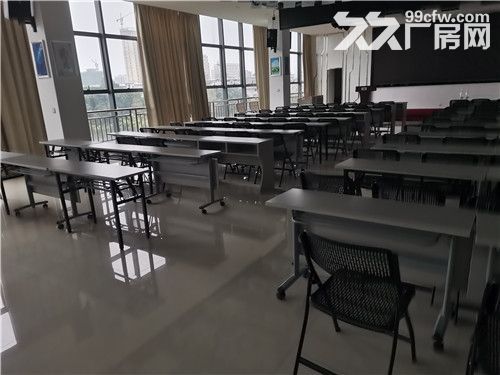 南宁中小会议室、培训室600元/8小时出租,配套全齐-图5